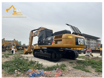 Bager goseničar CATERPILLAR 330D