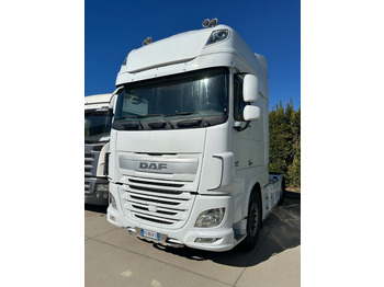 Vlačilec DAF XF 510