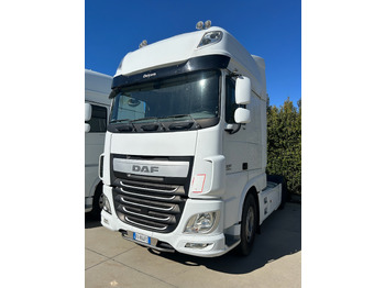 Vlačilec DAF XF 510