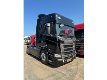 Vlačilec SCANIA R 500