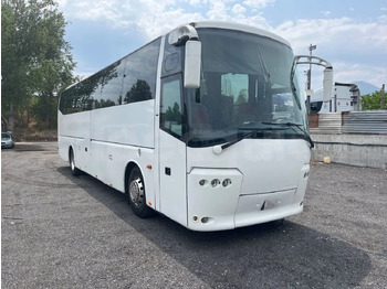 Potovalni avtobus BOVA