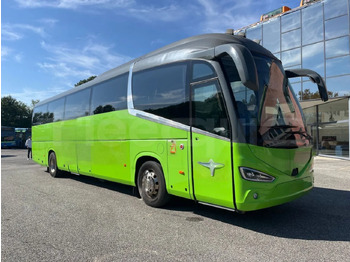 Potovalni avtobus