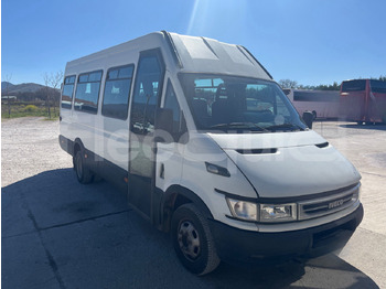 Potovalni avtobus IVECO