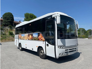 Potovalni avtobus
