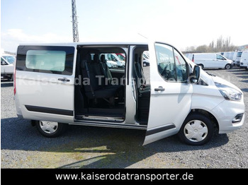 Dostavno vozilo z dvojno kabino FORD Transit
