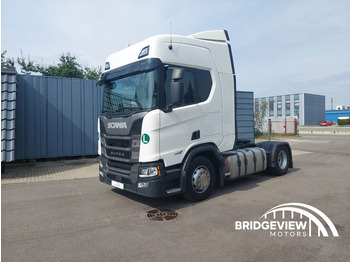 Vlačilec SCANIA R 460