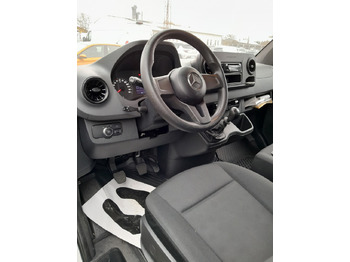 Dostavno vozilo s kesonom MERCEDES-BENZ Sprinter: slika 3