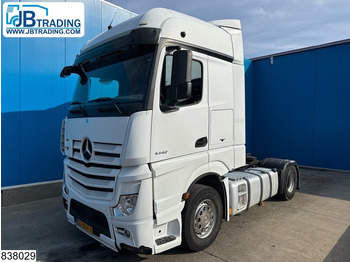 Vlačilec MERCEDES-BENZ Actros 1842