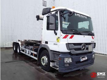 Kontejnerski tovornjak/ Tovornjak z zamenljivim tovoriščem MERCEDES-BENZ Actros 2641