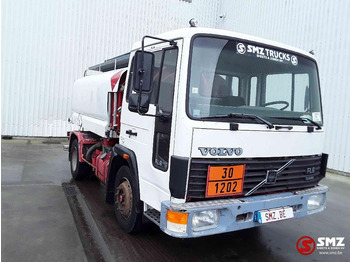 Tovornjak cisterna VOLVO FL6
