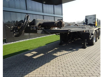 Kontejnerska polprikolica/ Polprikolica z zamenljivim tovoriščem