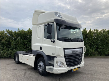 Vlačilec DAF CF 400