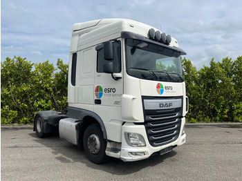 Vlačilec DAF XF