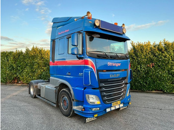 Vlačilec DAF XF 460