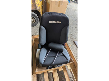 Kabina in notranjost KOMATSU