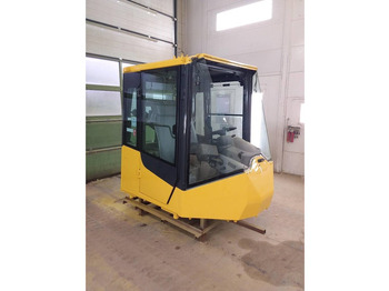 Kabina in notranjost KOMATSU