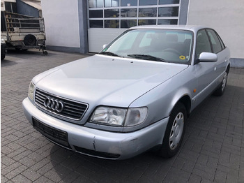 Limuzina AUDI