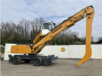 Bager za prekladanje primarnih/ Sekundarnih surovin LIEBHERR A 924