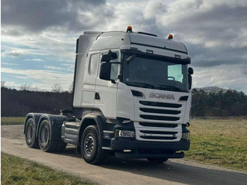 Vlačilec SCANIA