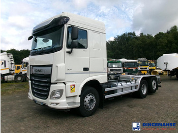 Kotalni prekucni tovornjak DAF XF 480