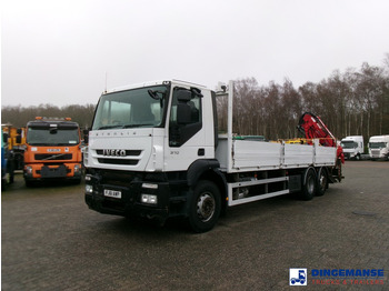 Tovornjak z dvigalom IVECO