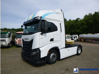 Vlačilec IVECO S-WAY