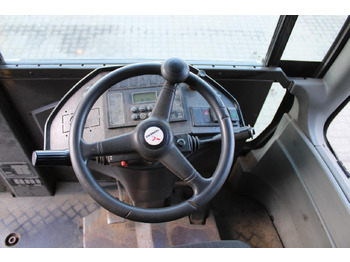 Terminalski traktor Terberg RT282: slika 4