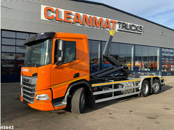 Kotalni prekucni tovornjak DAF XD 450