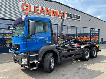 : fotografija v glavi strani