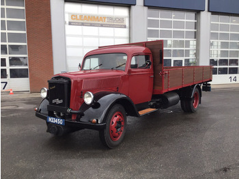 Tovornjak s kesonom OPEL
