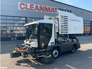 Vozilo za pometanje RAVO