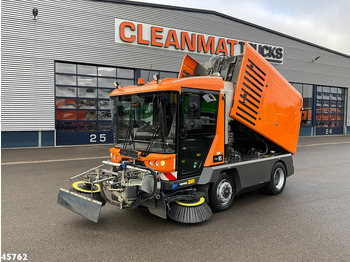 Vozilo za pometanje RAVO