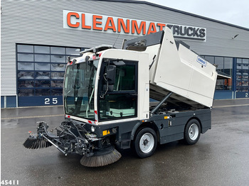 Vozilo za pometanje SCHMIDT