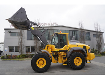 Kolesni nakladalec VOLVO L120H
