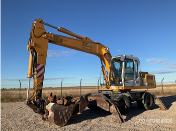 Bager na kolesih LIEBHERR A 904