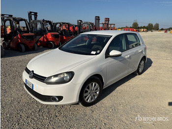 Avtomobil VOLKSWAGEN