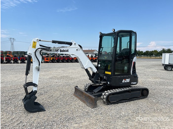 Mini bager BOBCAT E26