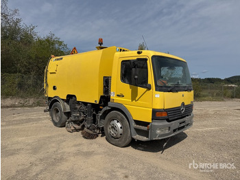 Vozilo za pometanje MERCEDES-BENZ Atego