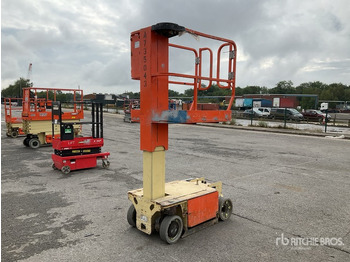 Vertikalni dvižni teleskop JLG