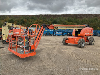 Teleskopska dvižna ploščad JLG