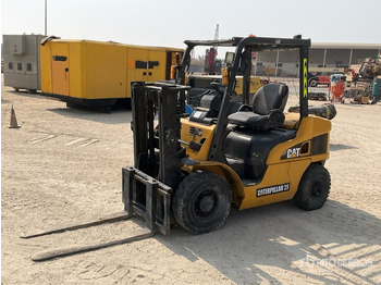 Diesel viličar CATERPILLAR DP