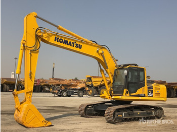 Bager goseničar KOMATSU PC220-8