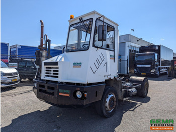 Terminalski traktor TERBERG