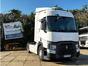 Vlačilec RENAULT T 460