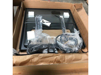 Okno in deli KOMATSU