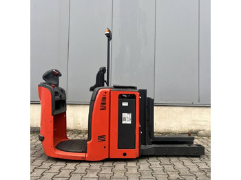 Vlečni traktor LINDE P30