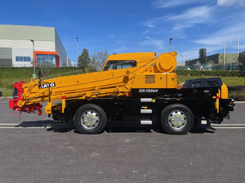 Nov Avtodvigalo KATO CR-130Rv - 13 Ton Crane - Joystick Control & Stage V Engine: slika 2