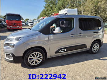 Avtomobil CITROËN