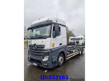 Tovornjak-šasija MERCEDES-BENZ Actros 2542