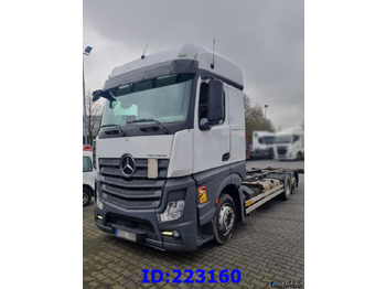 Tovornjak-šasija MERCEDES-BENZ Actros 2542